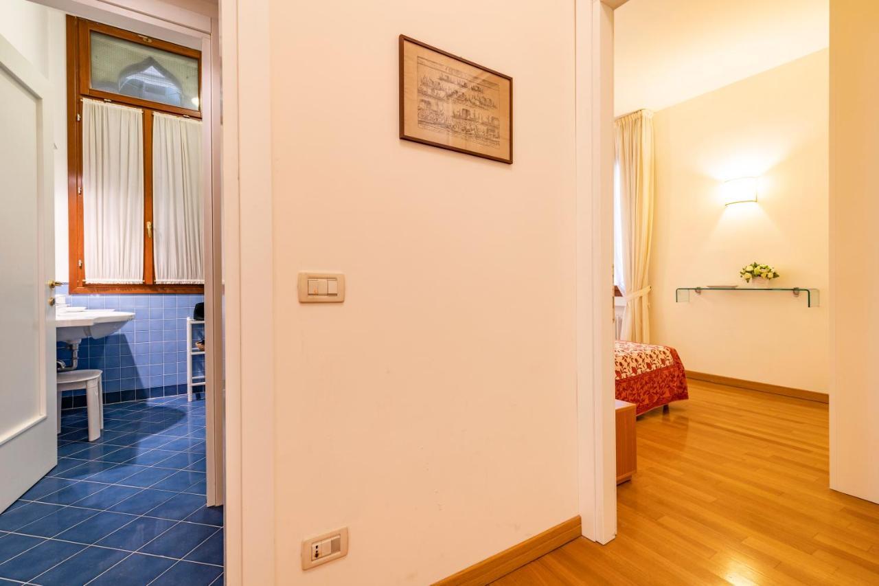 Ca Jole San Marco Apartment M02704210223 Венеция Экстерьер фото